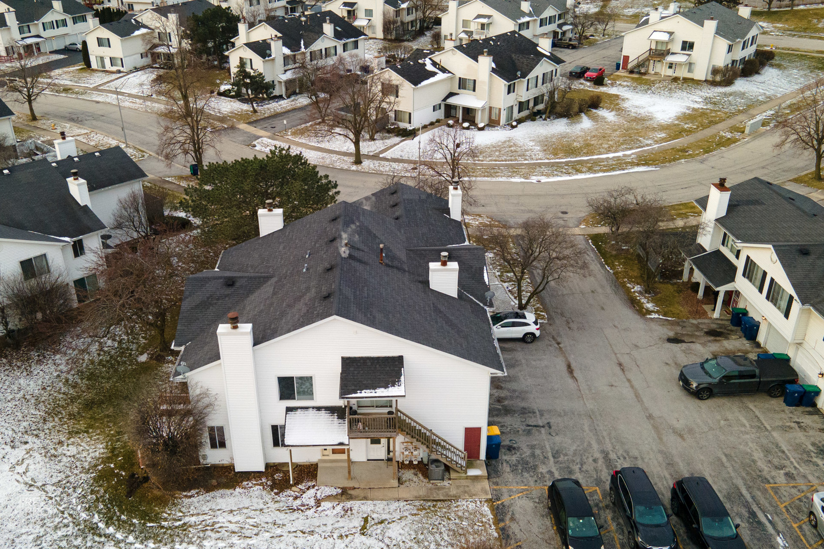45 Churn Road Matteson, IL 60443 - Photo 4 of 14 an aerial view of residential houses with outdoor space