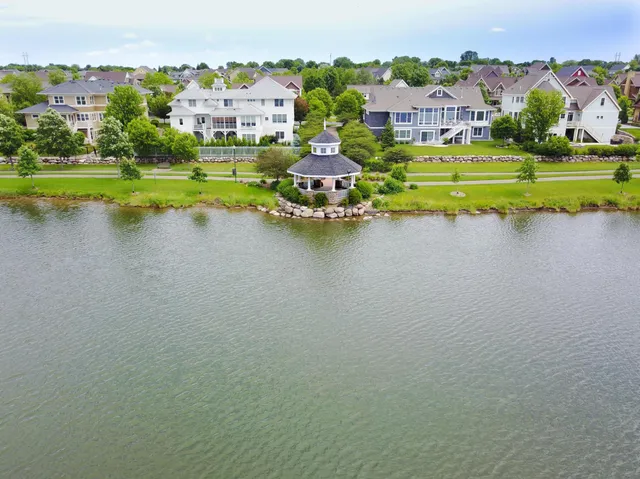 $700,000 | 15579 Duck Trail Lane, Apple Valley, MN 55124