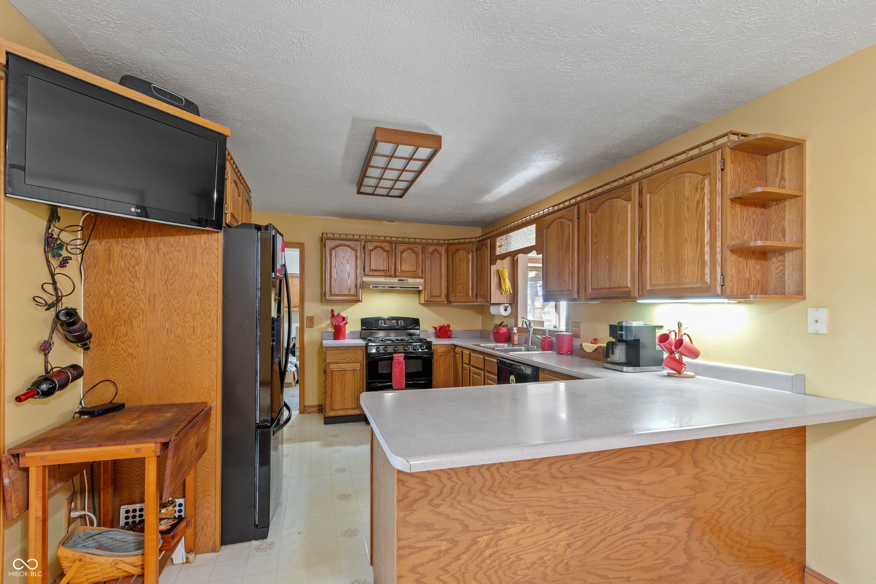 5150 Hickory Road Indianapolis, IN 46239 - Photo 15 of 57