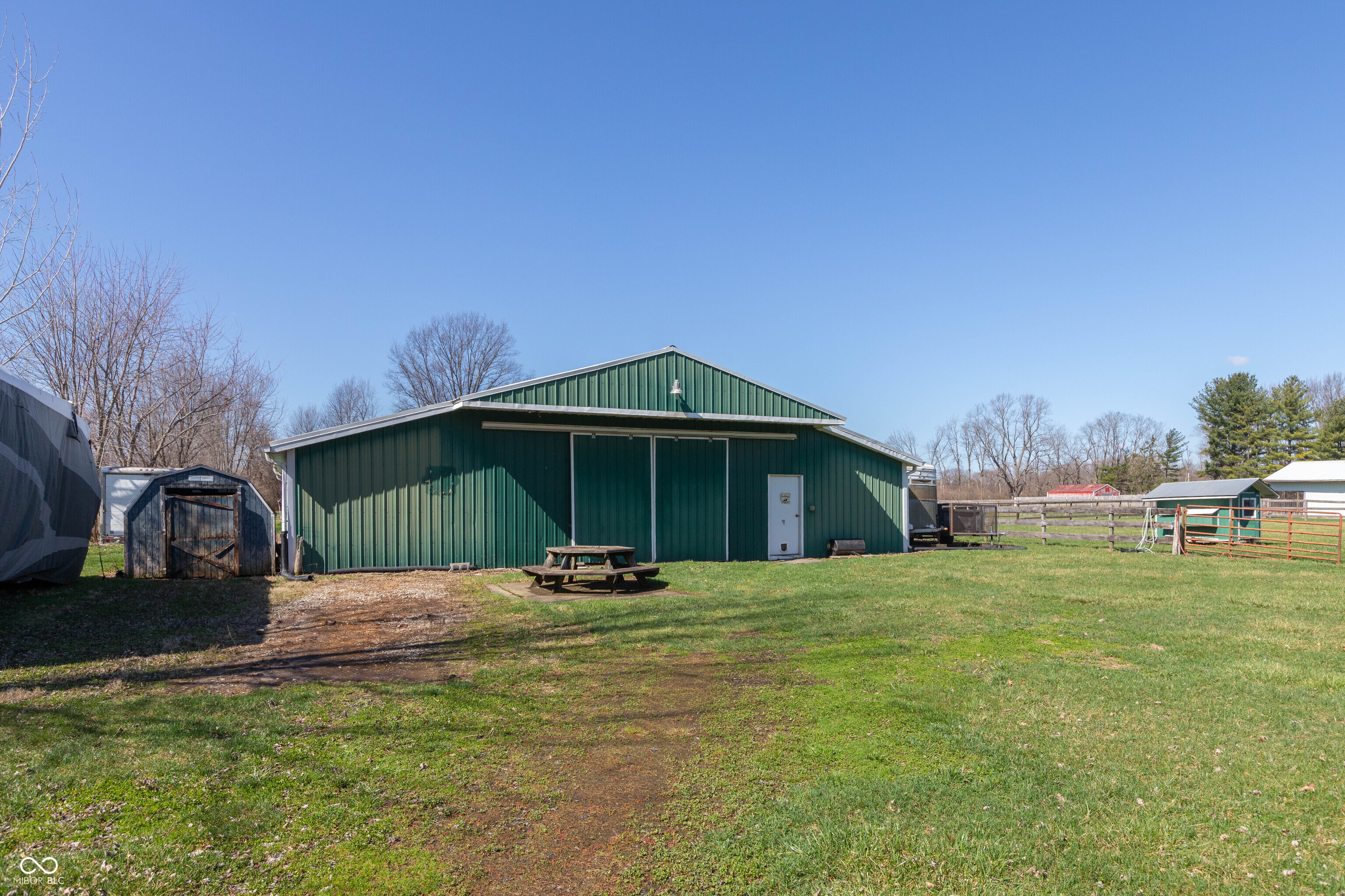 5150 Hickory Road Indianapolis, IN 46239 - Photo 4 of 57