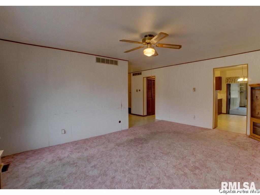 1740 North 32nd Street Springfield, IL 62702 - Photo 11 of 33
