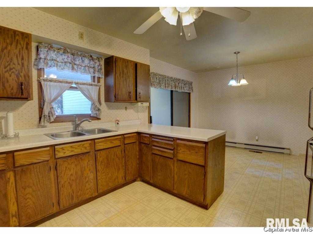 1740 North 32nd Street Springfield, IL 62702 - Photo 20 of 33