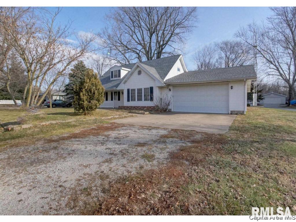 1740 North 32nd Street Springfield, IL 62702 - Photo 3 of 33