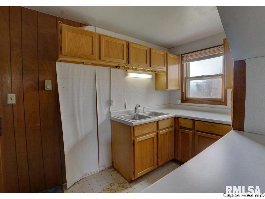 1740 North 32nd Street Springfield, IL 62702 - Photo 31 of 33