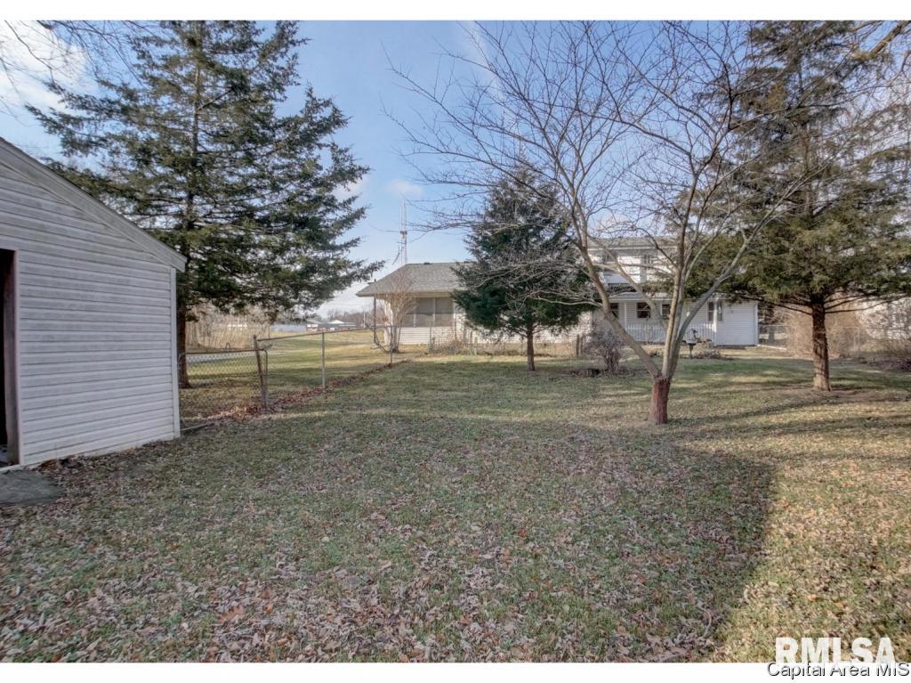 1740 North 32nd Street Springfield, IL 62702 - Photo 8 of 33