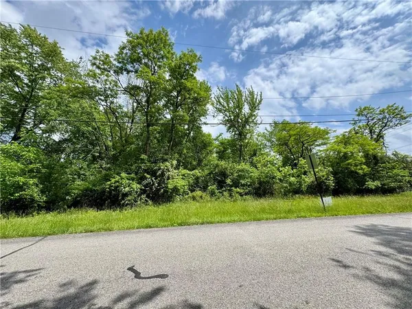 $30,000 | Lot 2 Brodhead Road, Crescent, PA 15046