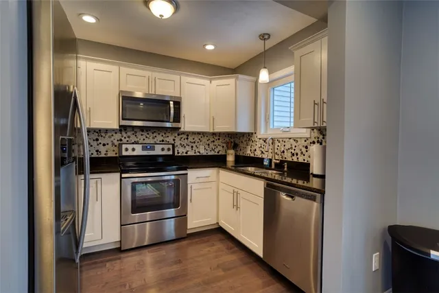 $399,900 | 3 Jupiter Lane, Unit F, Wyoming, RI 02898