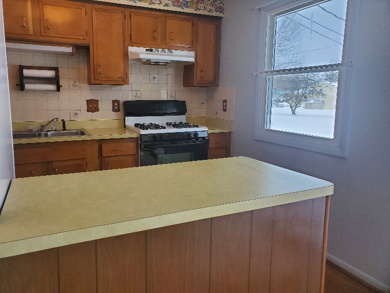 15 Mango Lane Gates, NY 14606 - Photo 10 of 41