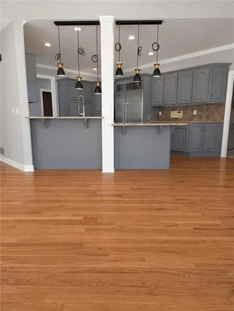 $1,250,000 | 601 Southwest Forestpark Lane, Lee's Summit, MO 64081