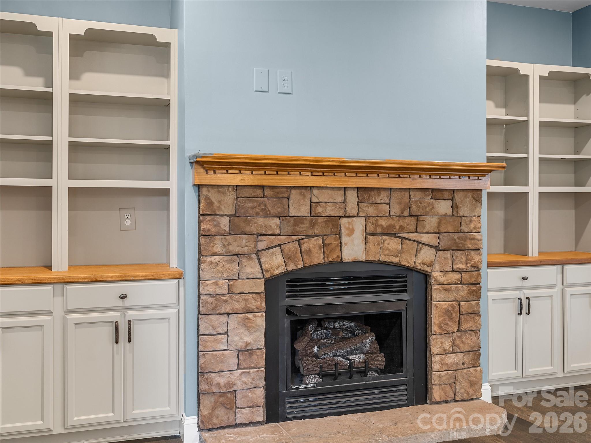 2500 South Blackstock Road Landrum, SC 29356 - Photo 13 of 48