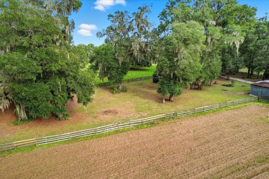 12550 Southwest 16th Avenue Ocala, FL 34476 - Photo 56 of 63 a view of a tennis court