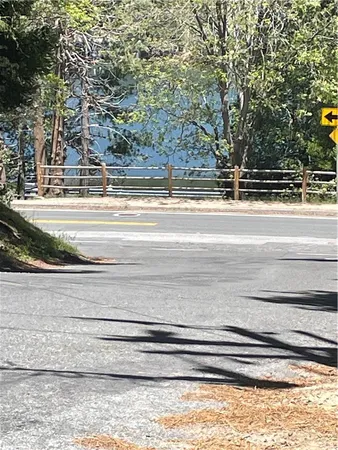 $550,000 | 24327-24327 Montreaux Drive, Crestline, CA 92325