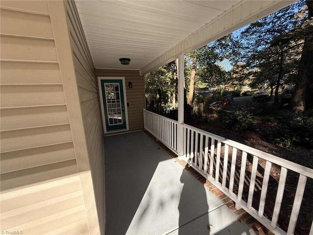 8111 Oak Arbor Road Greensboro, NC 27455 - Photo 7 of 22