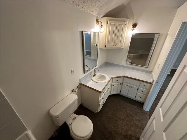 a view of an outdoor space