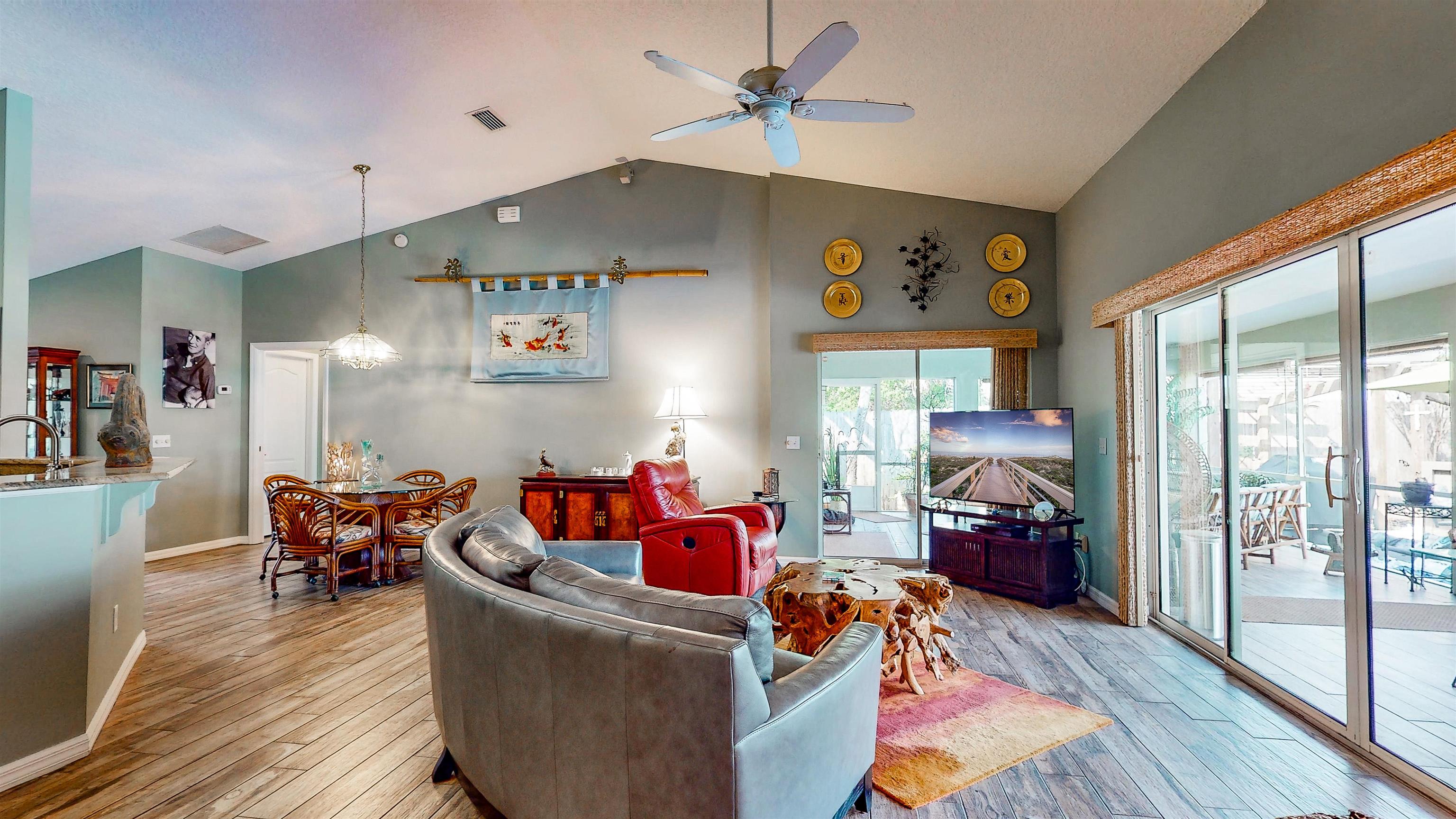 252 Desoto Road St. Augustine, FL 32080 - Photo 12 of 50 a living room with furniture and a window