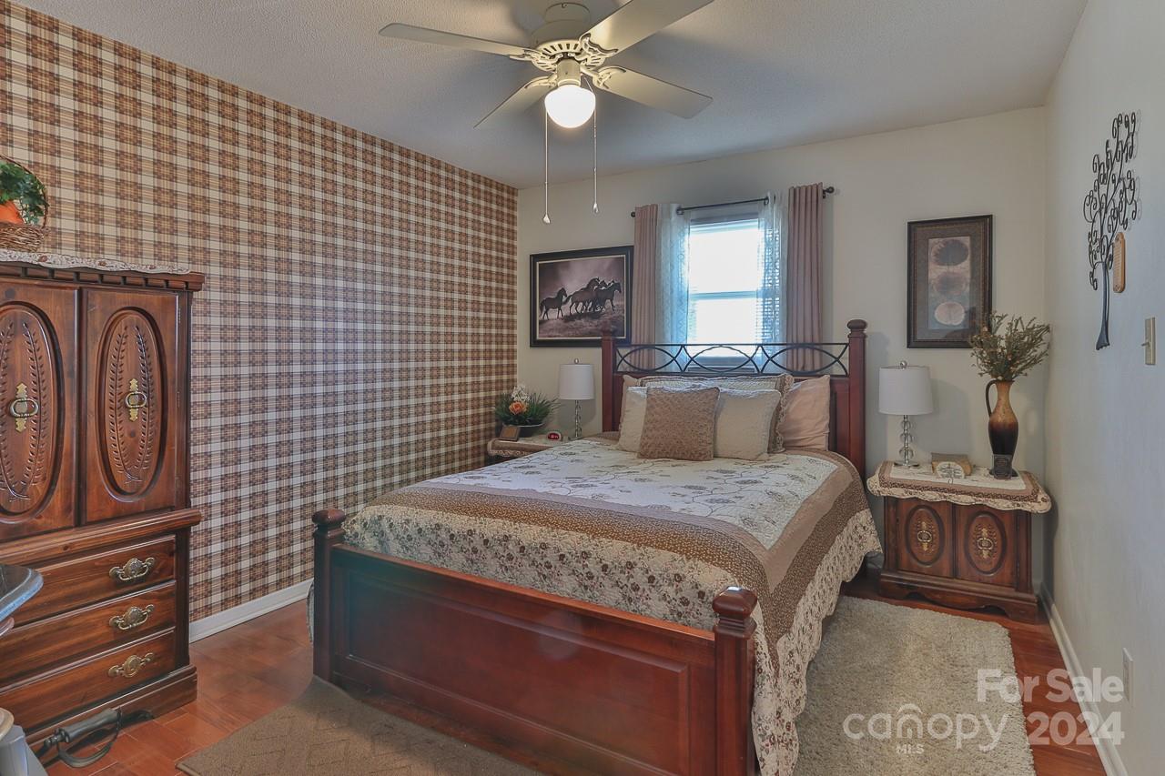 127 Skyline Road Hickory, NC 28601 - Photo 31 of 40 Gallery Image 31
