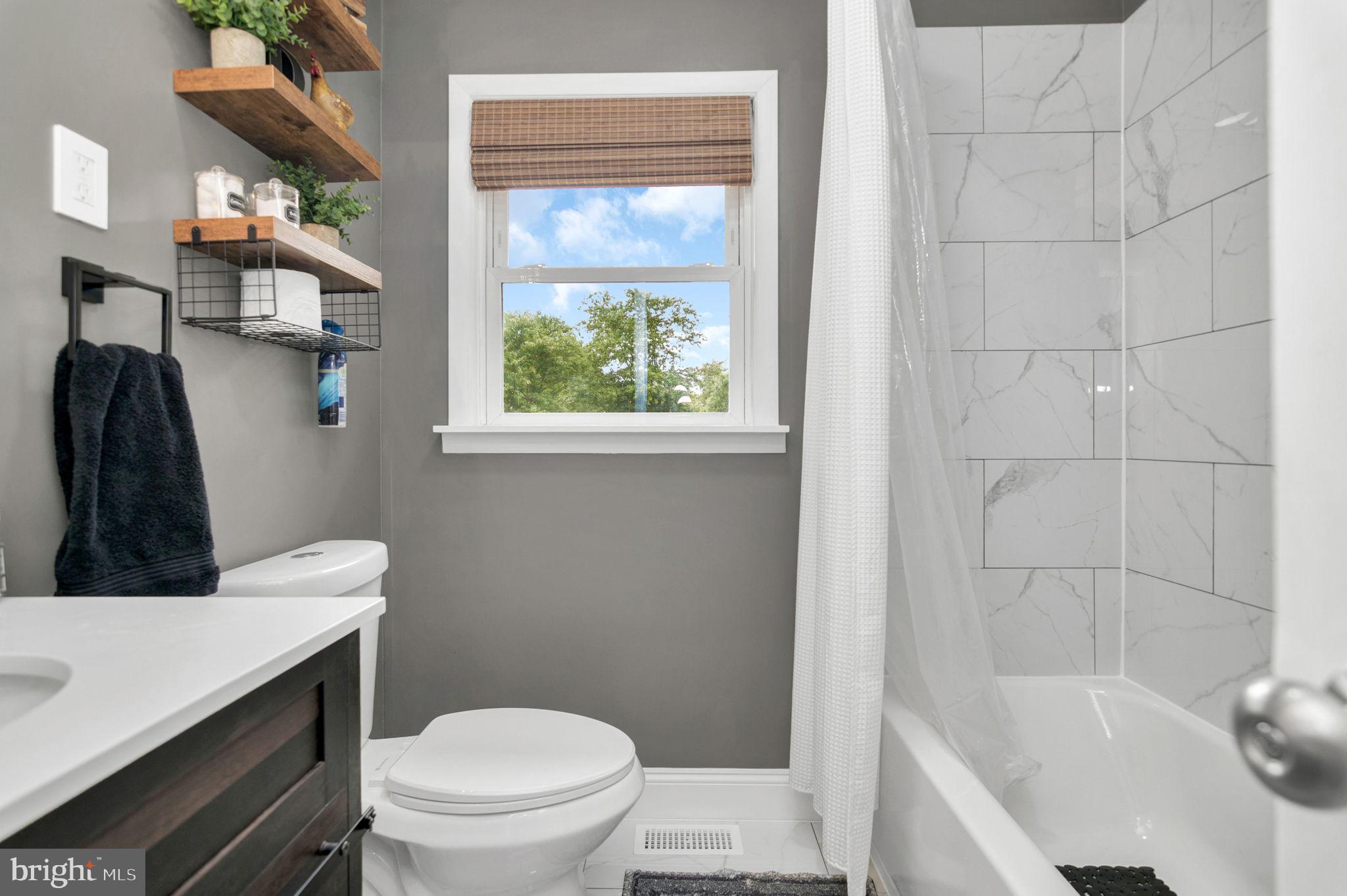 204 Richards Ferry Road Fredericksburg, VA 22406 - Photo 27 of 61 Main level Bath