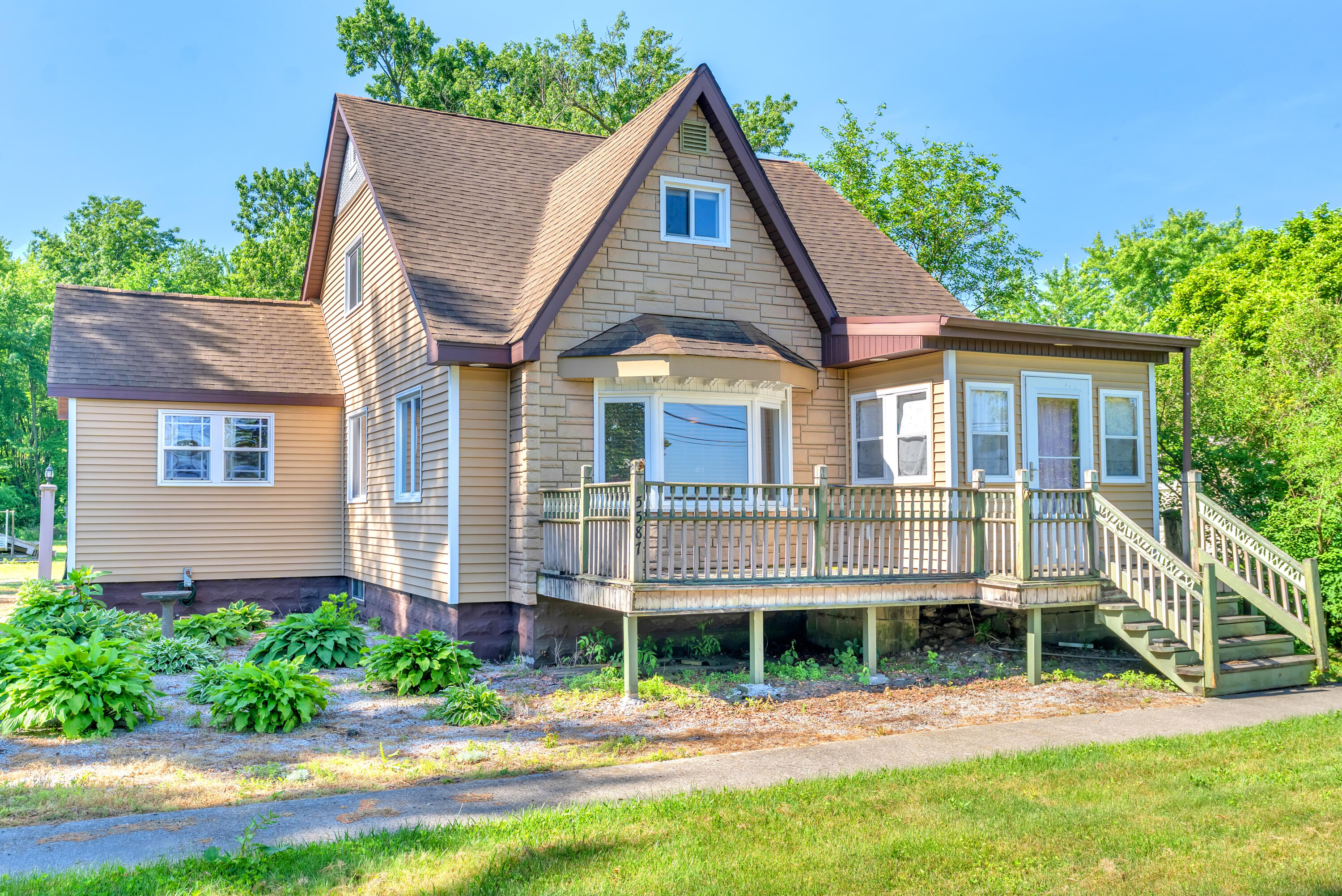 5587 Highway 10 Demotte, IN 46310 - Photo 29 of 31 3000x2003