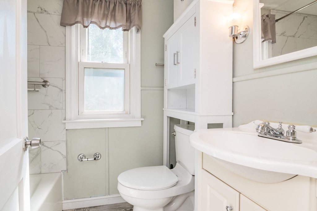 73 Catalpa Terrace Springfield, MA 01119 - Photo 24 of 31
