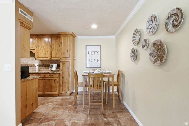 14 Lester Avenue, Unit A25 Murray, UT 84107 - Photo 3 of 35