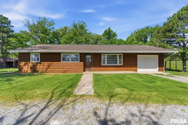 $249,900 | 2585 Market Road, Marion, IL 62959
