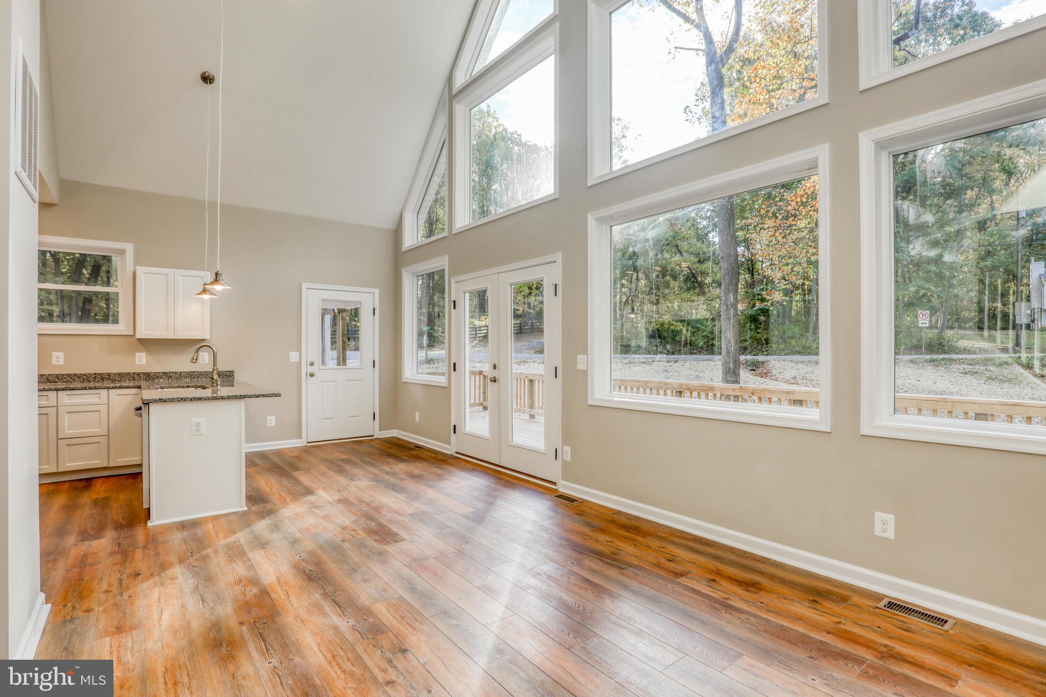 139 Seminole Road Chester Gap, VA 22623 - Photo 13 of 37