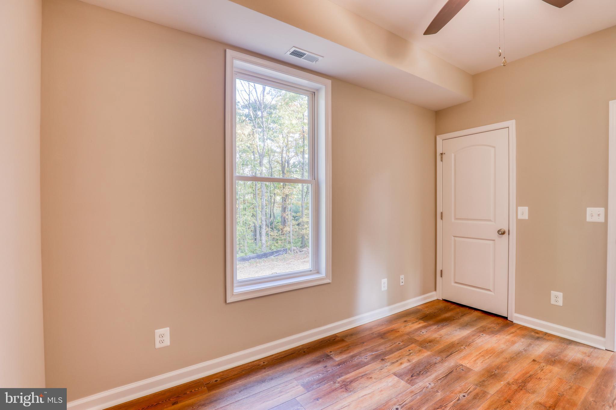 139 Seminole Road Chester Gap, VA 22623 - Photo 19 of 37