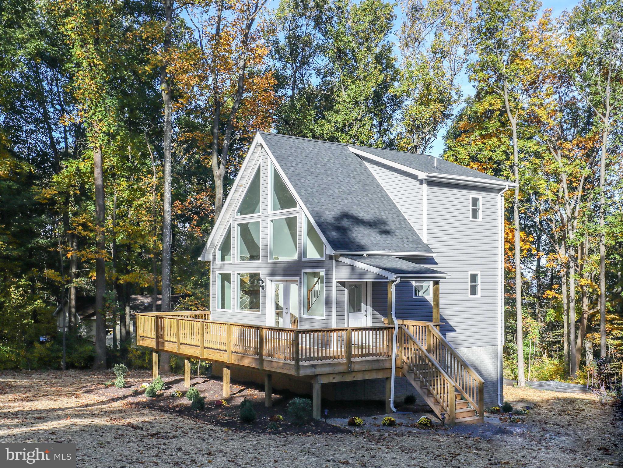 139 Seminole Road Chester Gap, VA 22623 - Photo 4 of 37