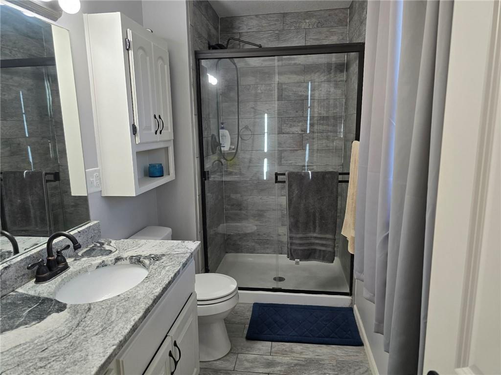 22301 Parallel Road Tonganoxie, KS 66086 - Photo 13 of 20