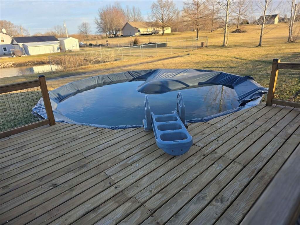 22301 Parallel Road Tonganoxie, KS 66086 - Photo 16 of 20