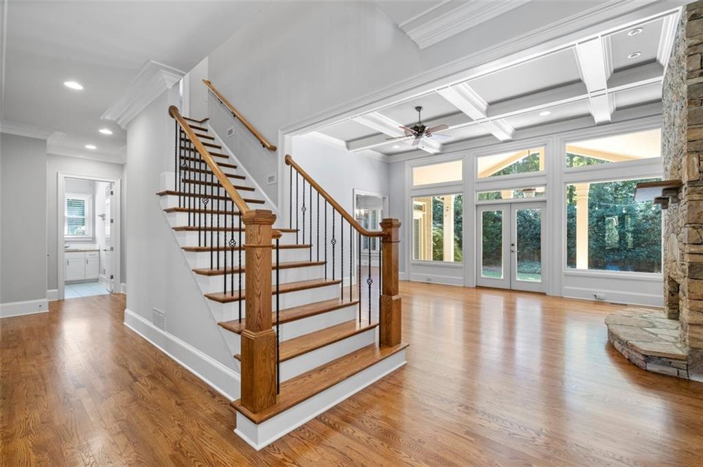 11180 W Road Roswell, GA 30075 - Photo 11 of 39