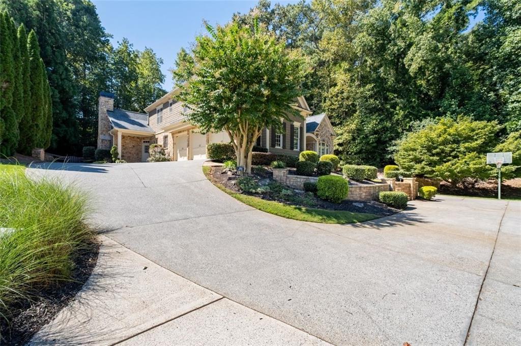 11180 W Road Roswell, GA 30075 - Photo 4 of 39