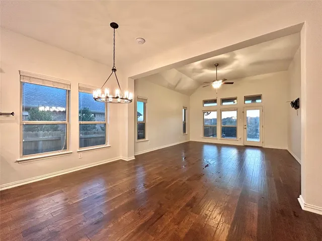 $2,950 | 22209 Cross Timbers Bend, Lago Vista, TX 78645