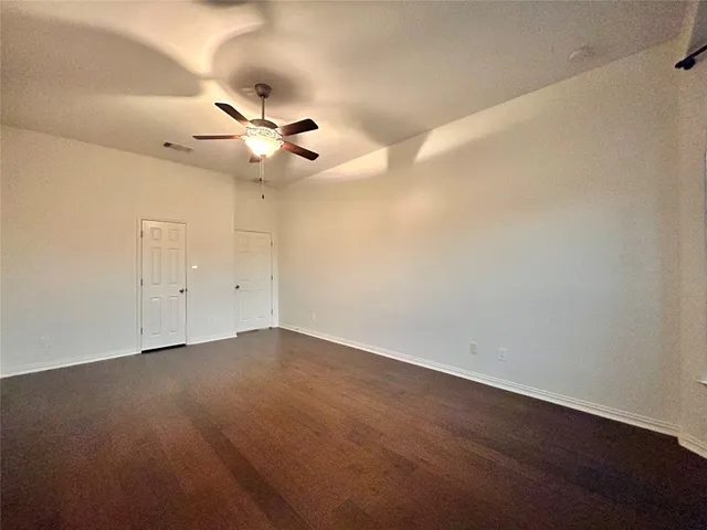 $2,950 | 22209 Cross Timbers Bend, Lago Vista, TX 78645