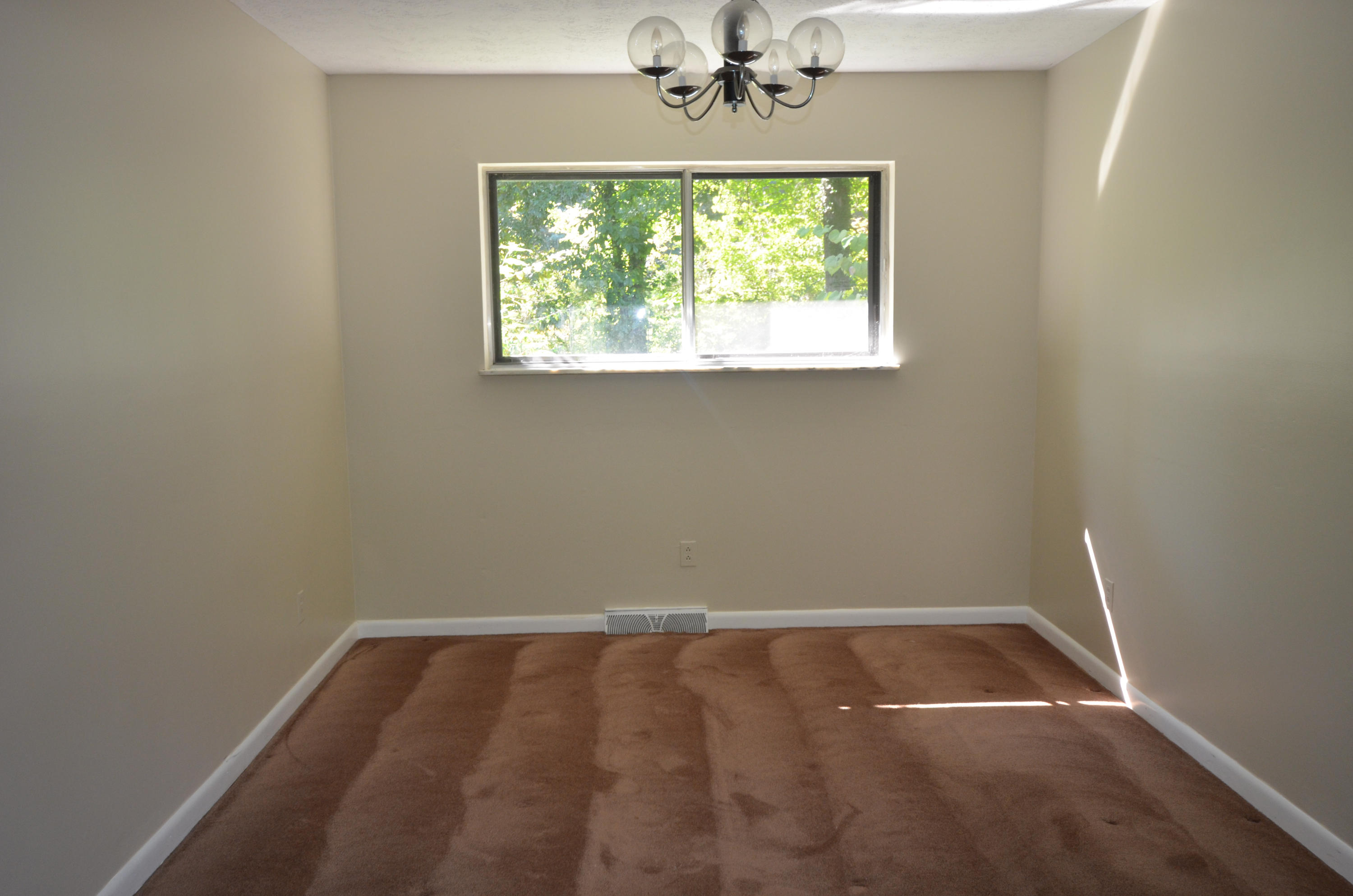 107 Culver Road Oak Ridge, TN 37830 - Photo 6 of 17 DSC_1030