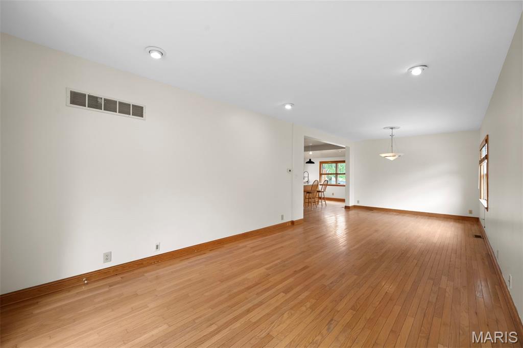9715 Big Bend Road St. Louis, MO 63122 - Photo 6 of 52 Gallery Image 6