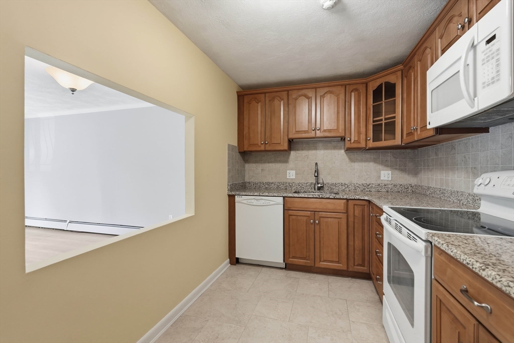 500 Northshore Road, Unit 4C Peabody, MA 01960 - Photo 12 of 33