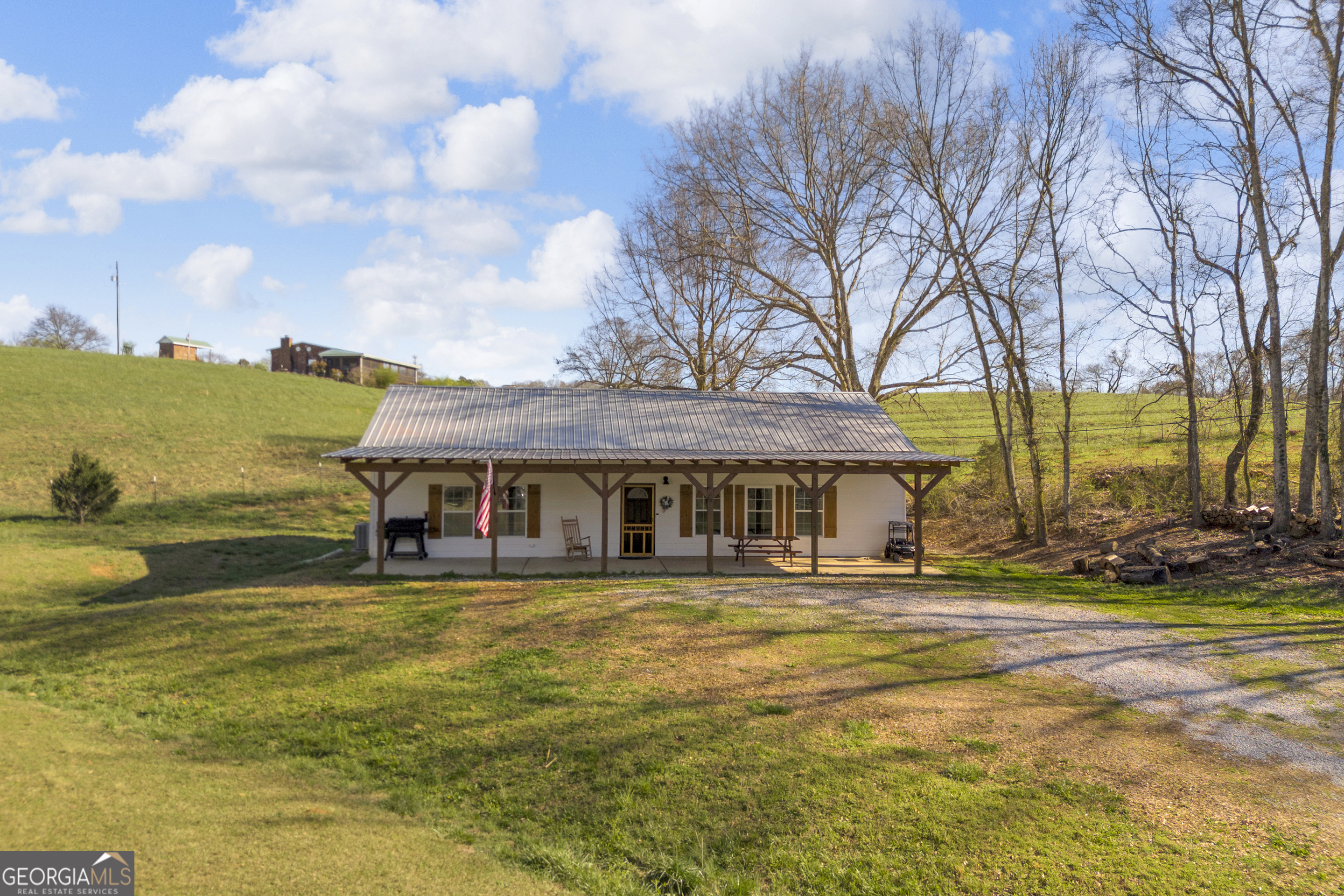 529 Bond Bridge Road Royston, GA 30662 - Photo 2 of 46