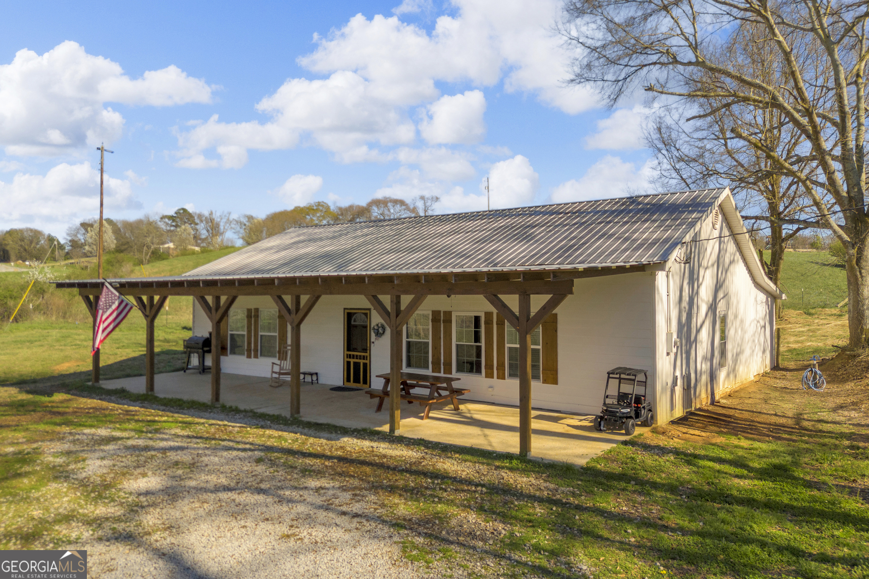 529 Bond Bridge Road Royston, GA 30662 - Photo 5 of 46