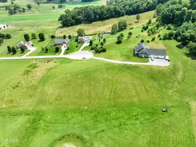 $49,900 | Tbd Snaffle Bit Lane, Unit 32, Bristol, VA 24202