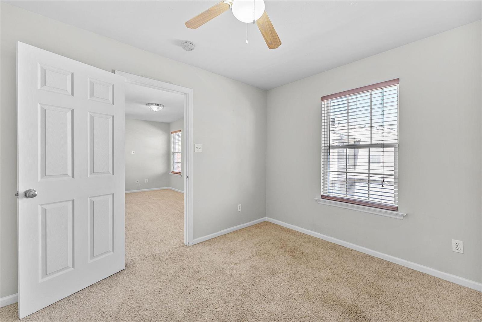 476 Coachgate Court Ballwin, MO 63021 - Photo 21 of 31