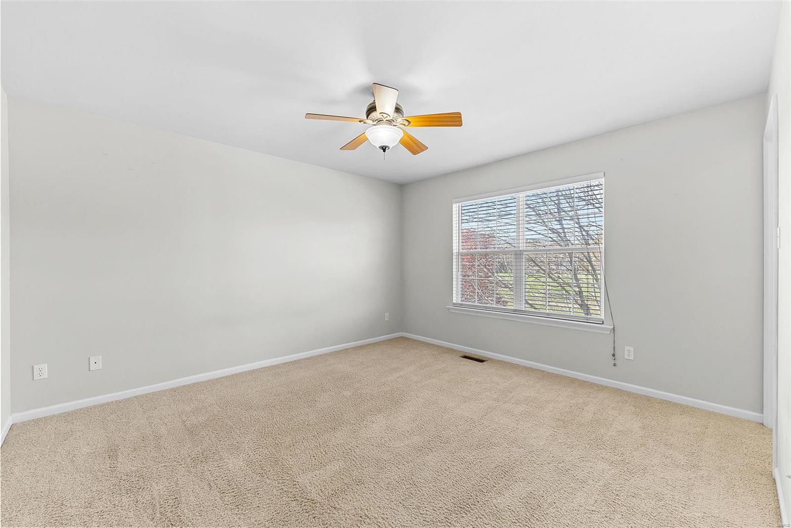 476 Coachgate Court Ballwin, MO 63021 - Photo 23 of 31