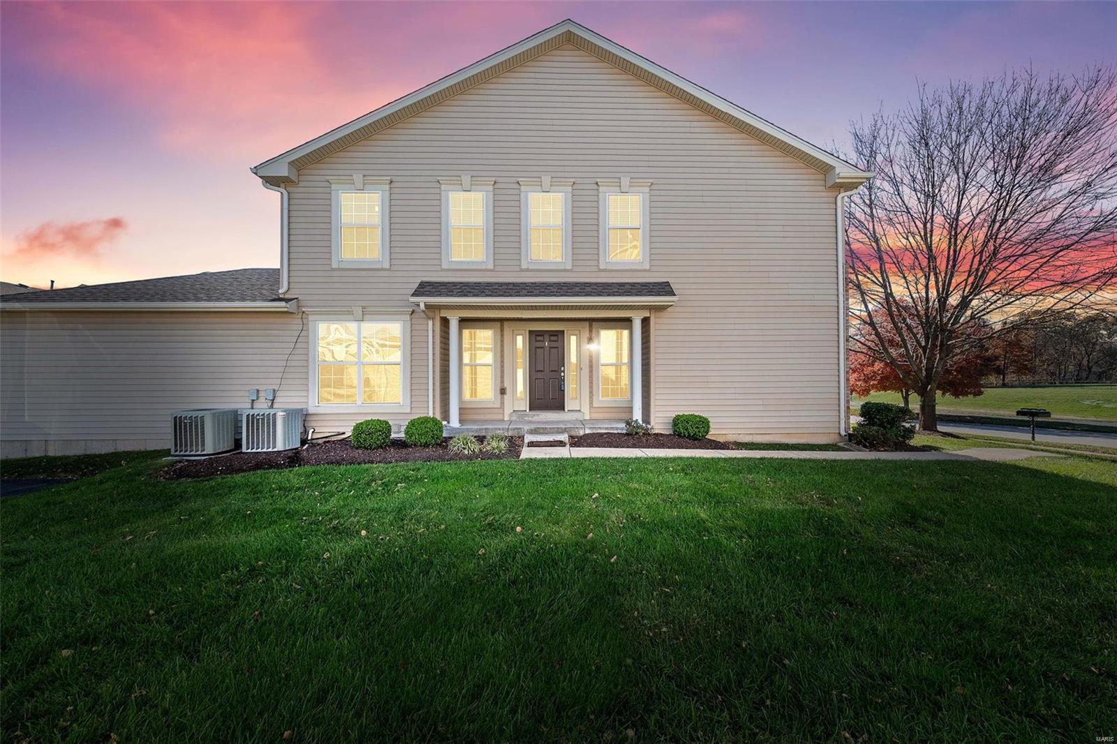 476 Coachgate Court Ballwin, MO 63021 - Photo 3 of 31