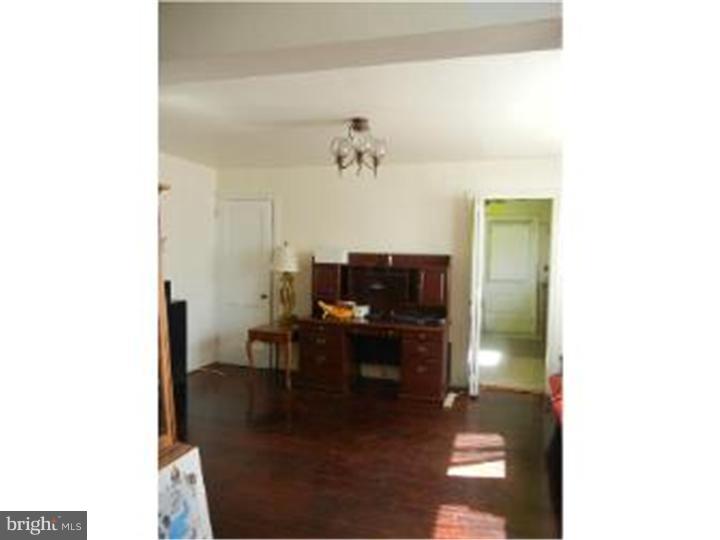 159 Ashby Road Upper Darby, PA 19082 - Photo 5 of 15 Dining Room