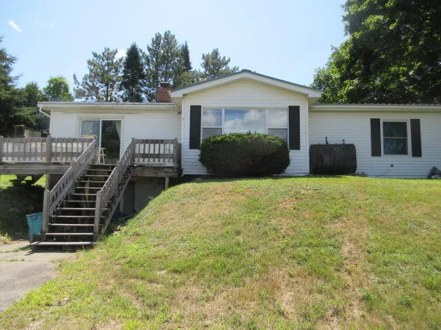 $135,000 | 1 East Pittston Road, Pittston, ME 04345