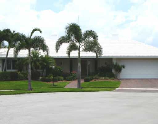 911 Tamarind Way Boca Raton, FL 33486 - Photo 1 of 15 Primary Photo