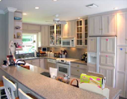 911 Tamarind Way Boca Raton, FL 33486 - Photo 6 of 15 Additional Photo