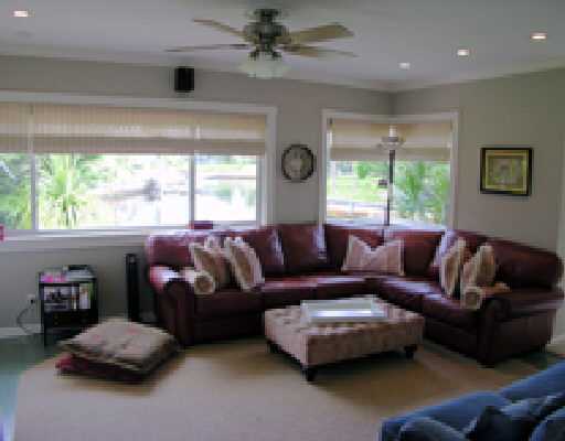 911 Tamarind Way Boca Raton, FL 33486 - Photo 7 of 15 Additional Photo