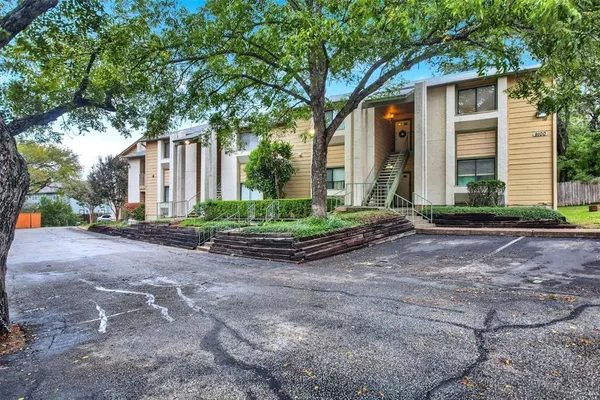 $1,200 | 9100 Mountain Ridge Drive, Unit 102, Austin, TX 78759