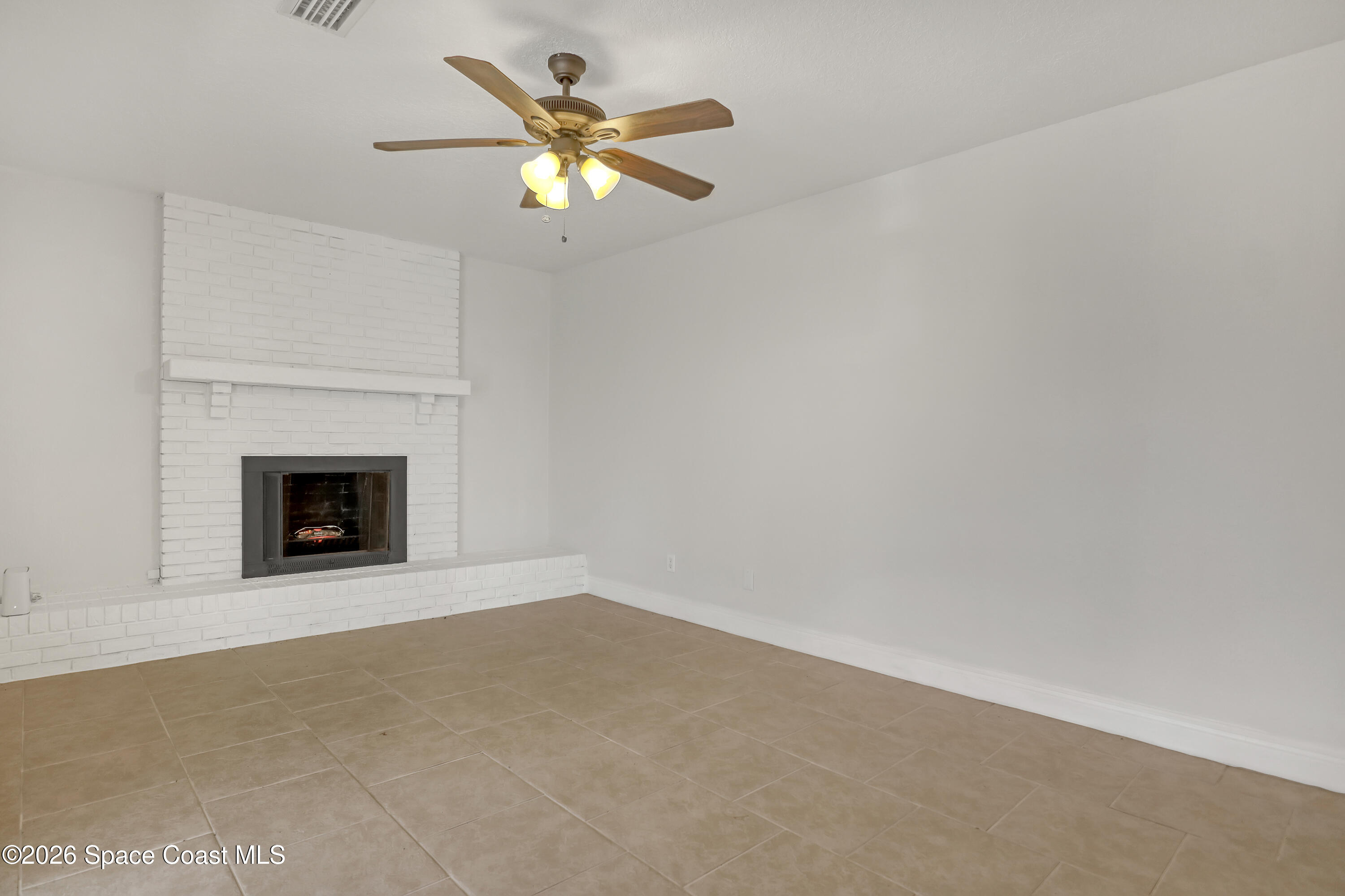 1074 Castile Road Southeast Palm Bay, FL 32909 - Photo 13 of 36 1074 Castile (13)